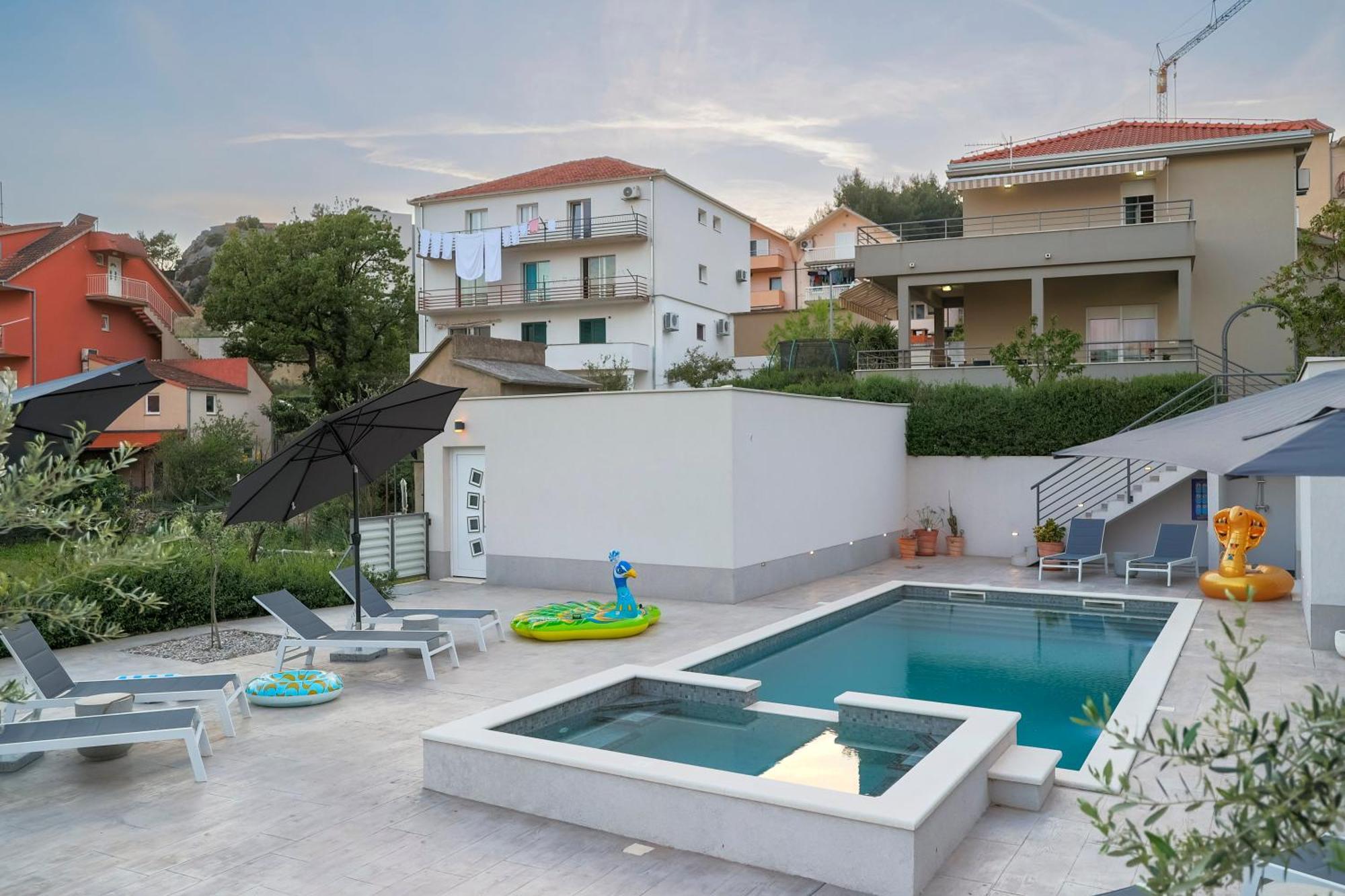 Villa Fantastic House à Podstrana Extérieur photo